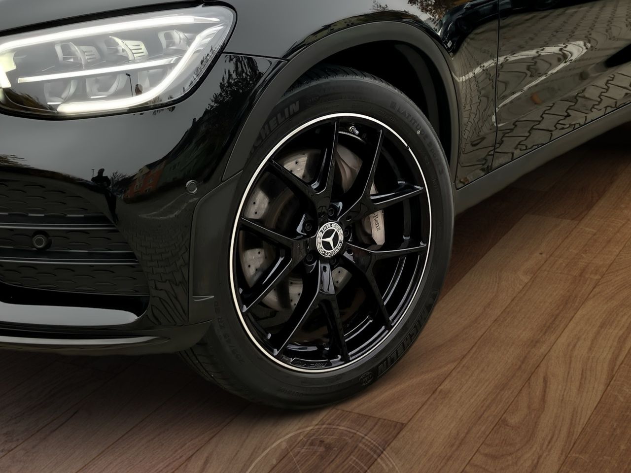 Fahrzeugabbildung Mercedes-Benz GLC 200 4M AMG Plus+Night+360°+Totw+Ambi+LED+20'