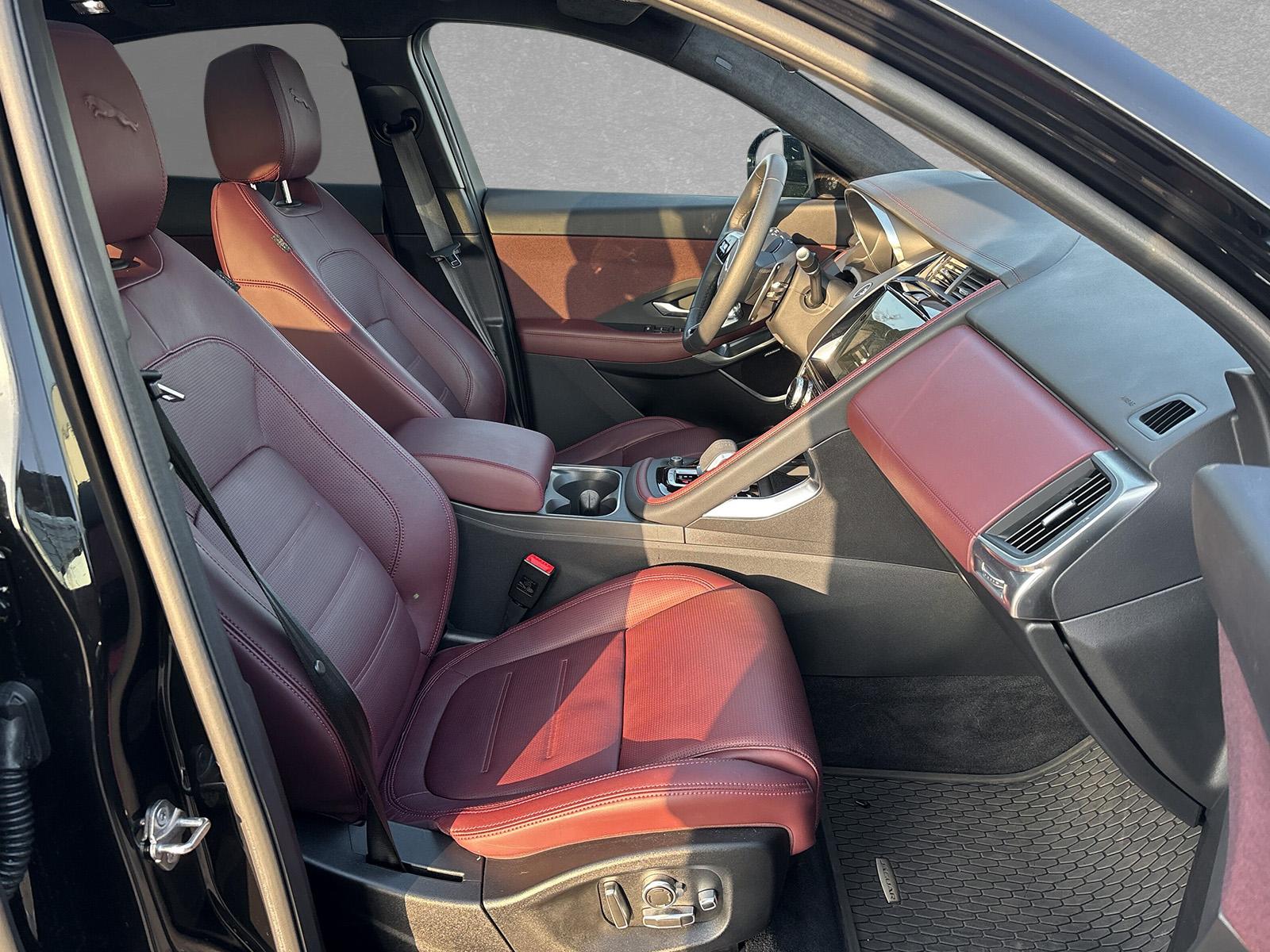 Jaguar E-Pace P300e R-Dynamic HSE HUD 20 Pano WinterPak