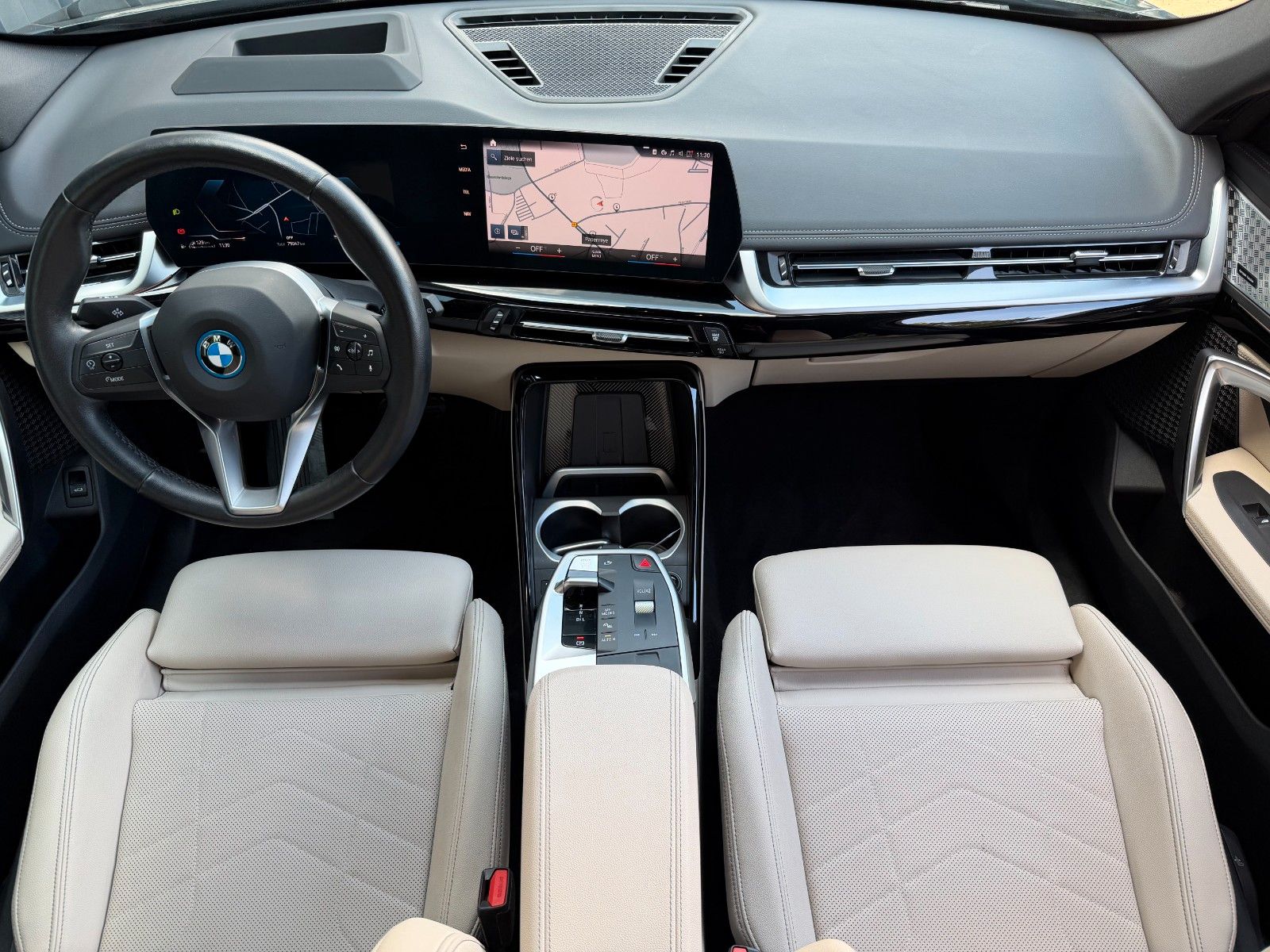 BMW X1 xDRIVE 30e INNOVATION ACC LED HUD H&K AHK foto 4