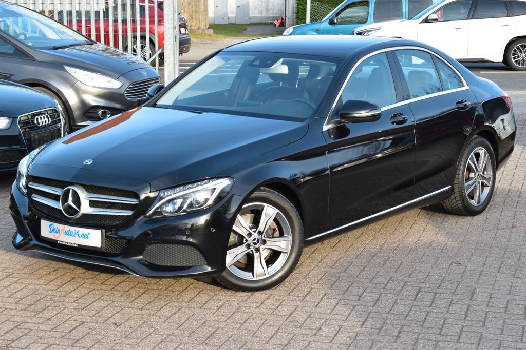 Image of Mercedes-Benz C 200