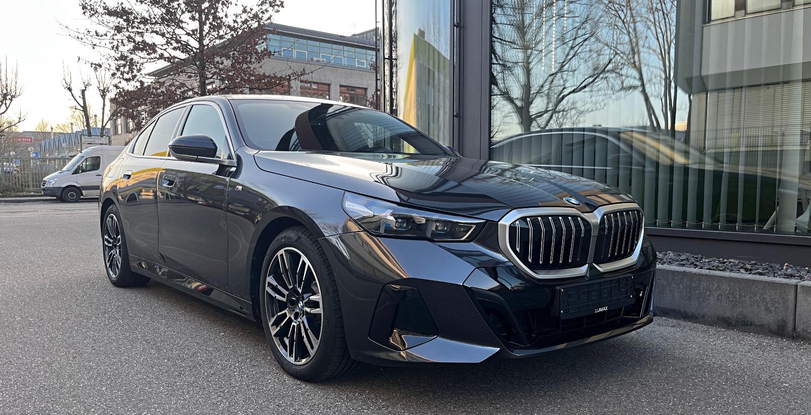 BMW 520 d xDrive*M Sport*Komfortsitze*1200km*