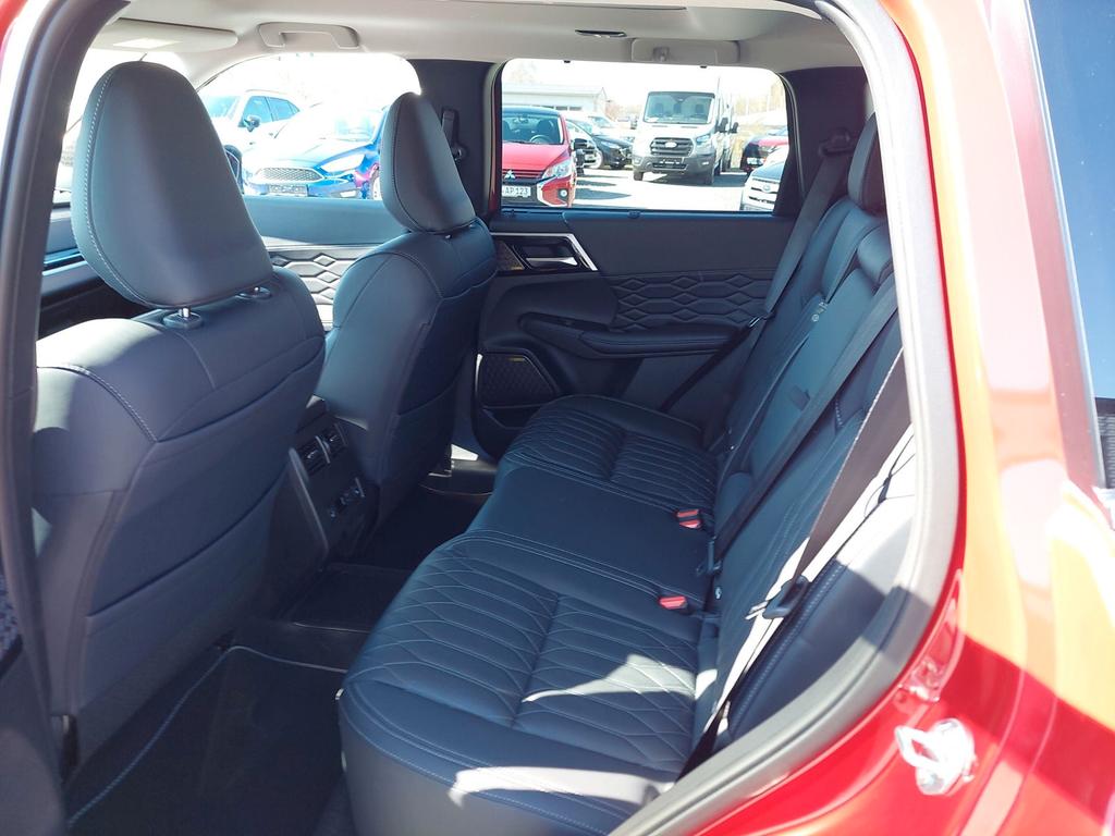 Mitsubishi Plug-in Hybrid Outlander