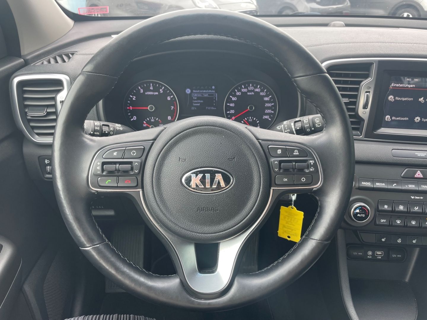 Fahrzeugabbildung Kia Sportage Vision Navi Klima SHZ Lenkradhzg