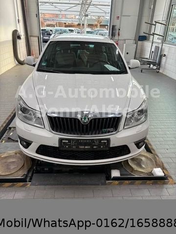 Skoda Octavia Combi RS Navi Xenon Service