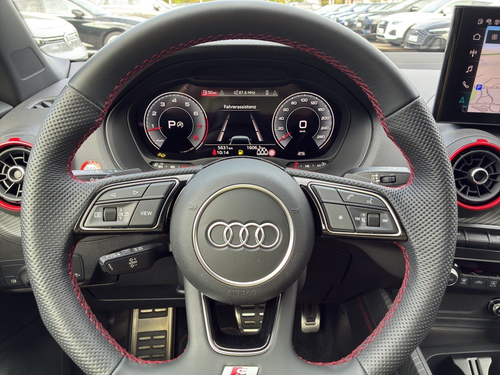 Fahrzeugabbildung Audi Q2 35 1.5 TFSI S-Line AHK,Kamera,LED,Leder,Navi