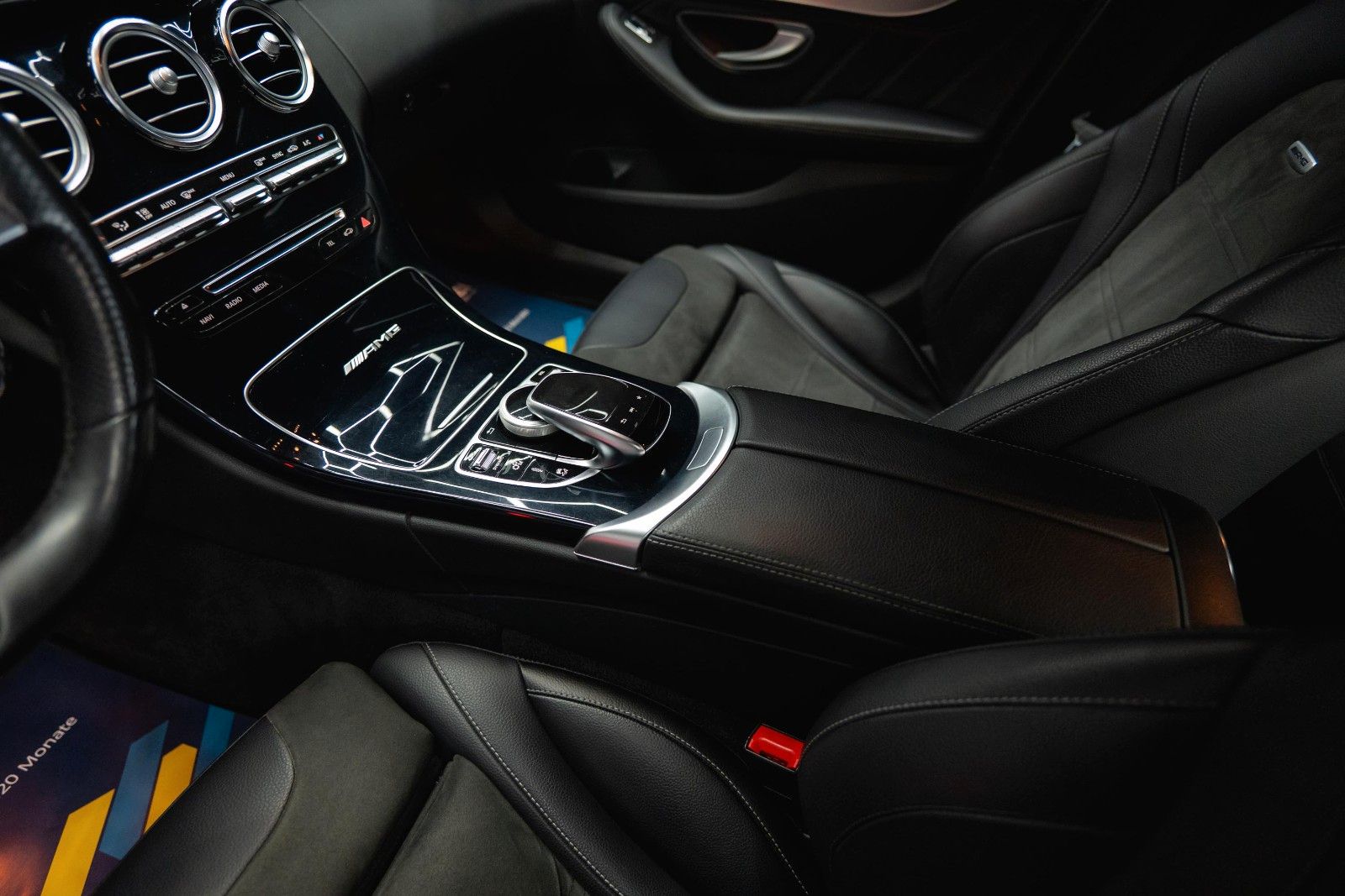 Fahrzeugabbildung Mercedes-Benz C 63 AMG Lim. | BURMESTER | LED | Top Zustand