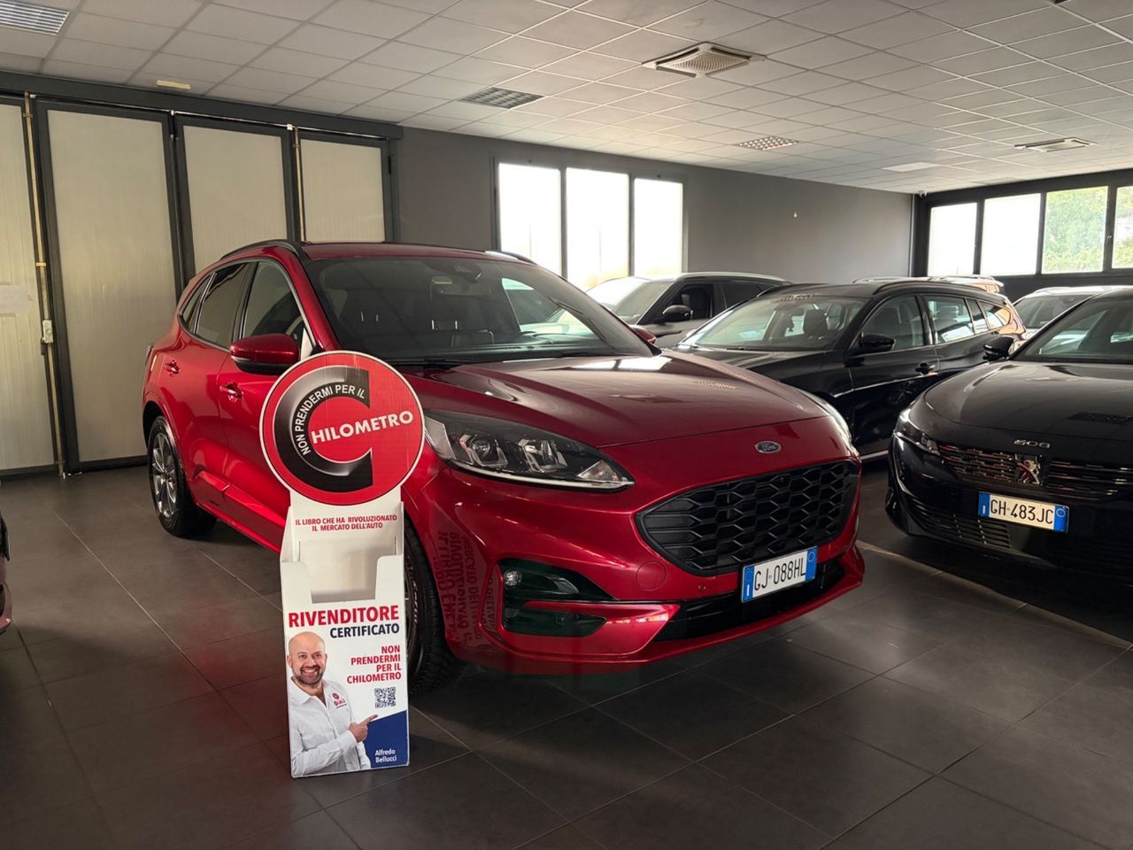 Ford Kuga 1.5 EcoBlue 120 CV aut. 2WD ST-Line imagem 3