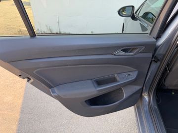 Volkswagen Golf - 9