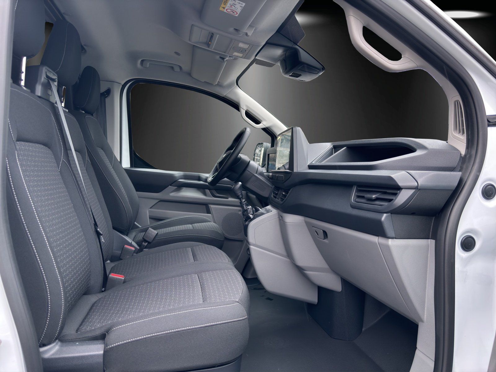 Fahrzeugabbildung Ford Transit Custom 320L2 150PS AHK GJR Laderaum Pak.