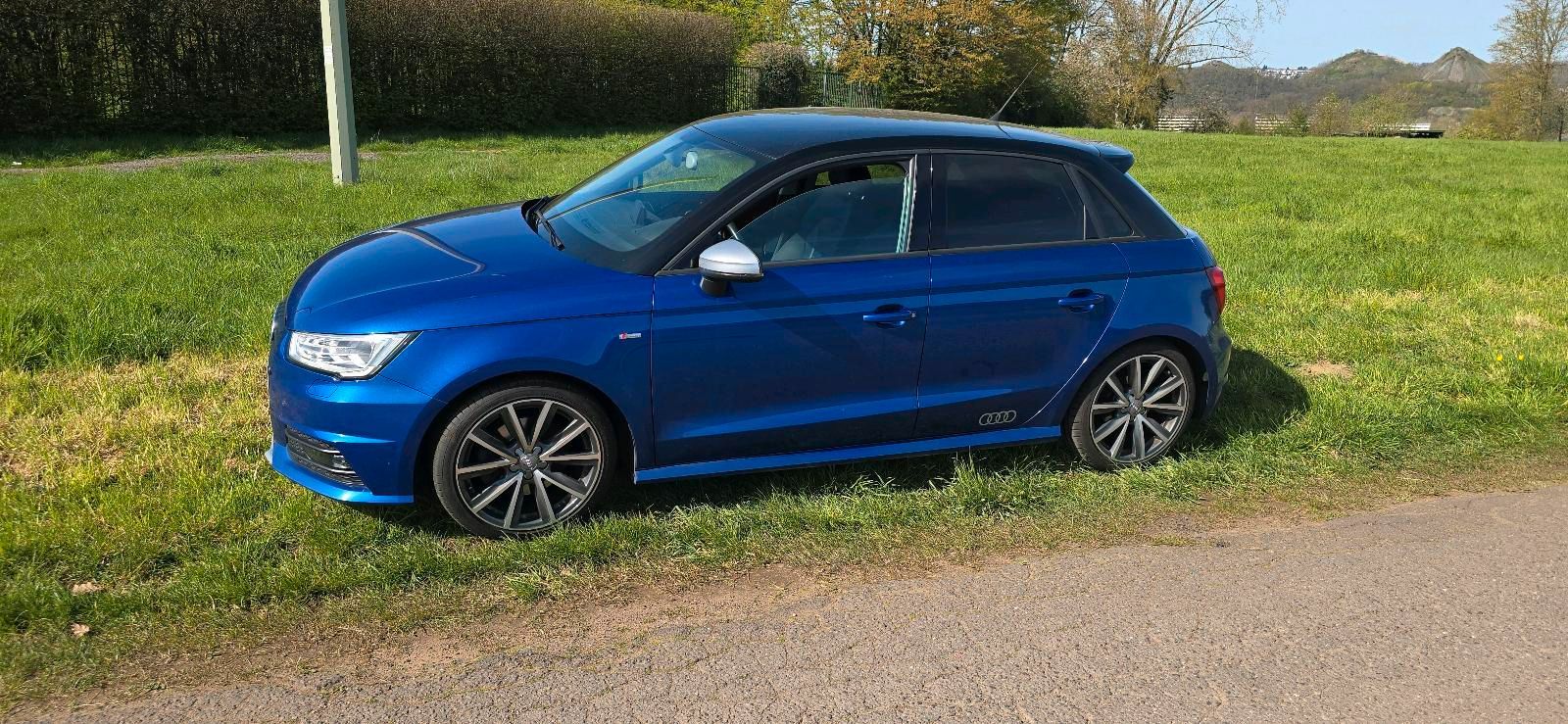 AUDI Audi A1 8X S-Line