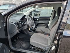 Fahrzeugabbildung Volkswagen up! 1.0 move up! 5-TÜREN KLIMA PDC
