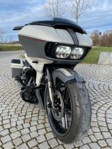 Harley-Davidson Road Glide CVO - einmaliges Fahrzeug. - Harley-Davidson Motorräder in Augsburg