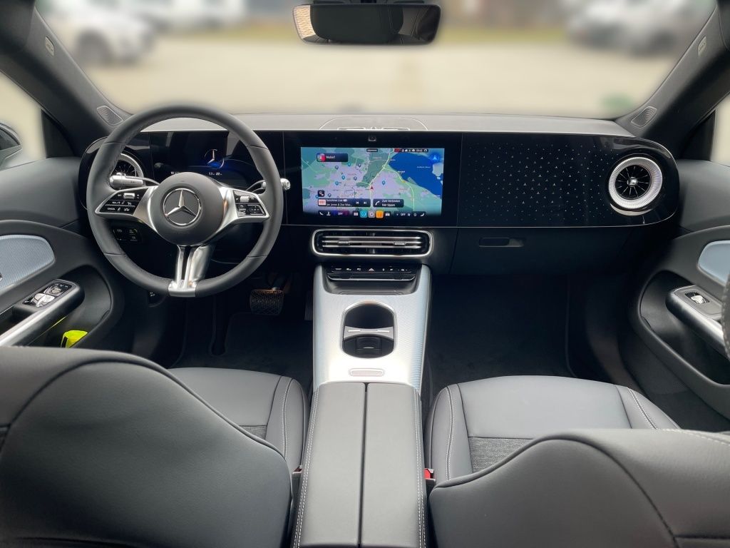 Fahrzeugabbildung Mercedes-Benz CLA 180 +PROGRESSIVE+NIGHT+AHK+MULTIBEAM+KEYLESS