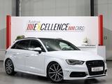 Audi A3 SPORTBACK 2.0 TDI Q S-LINE WHITE & BLACK LED - Audi A3 mit Diesel-Antrieb: Limousine, 2.0