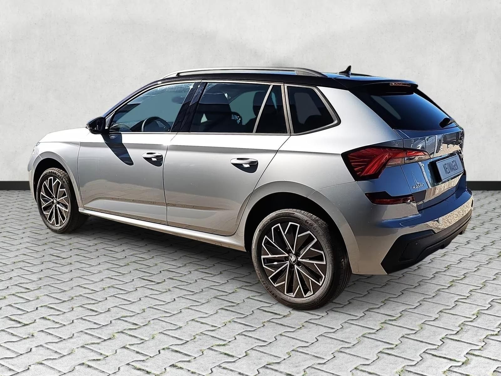Fahrzeugabbildung SKODA Kamiq 1.0 TSI DSG Selection Black+APP+SHZ+KAMERA
