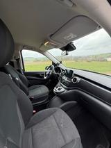 Mercedes-Benz V 220 A 220 d DCT -Avantgarde - graue Mercedes-Benz V 220