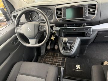 Peugeot Traveller - 12