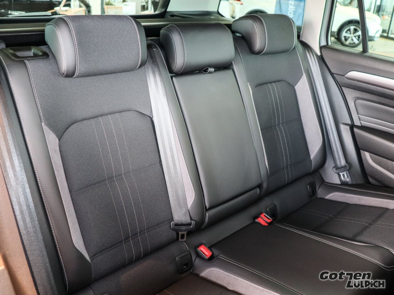 Fahrzeugabbildung Volkswagen Passat Variant Alltrack 2,0TDI 4Motion Navi Rear