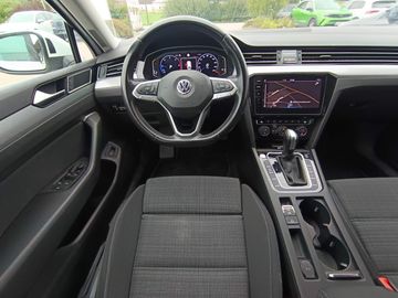 Volkswagen Passat Variant - 12