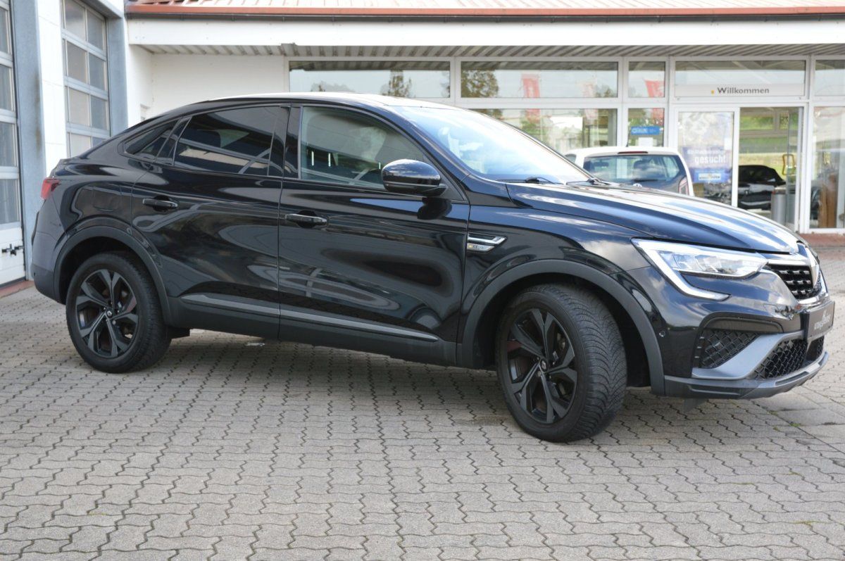 Fahrzeugabbildung Renault Arkana   R.S. Line Winterpaket LED