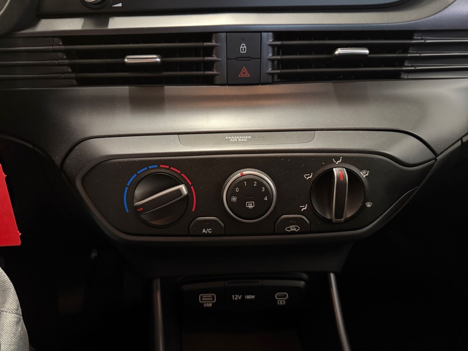 Fahrzeugabbildung Hyundai i20 1.0 T-GDI Select Navi Kamera