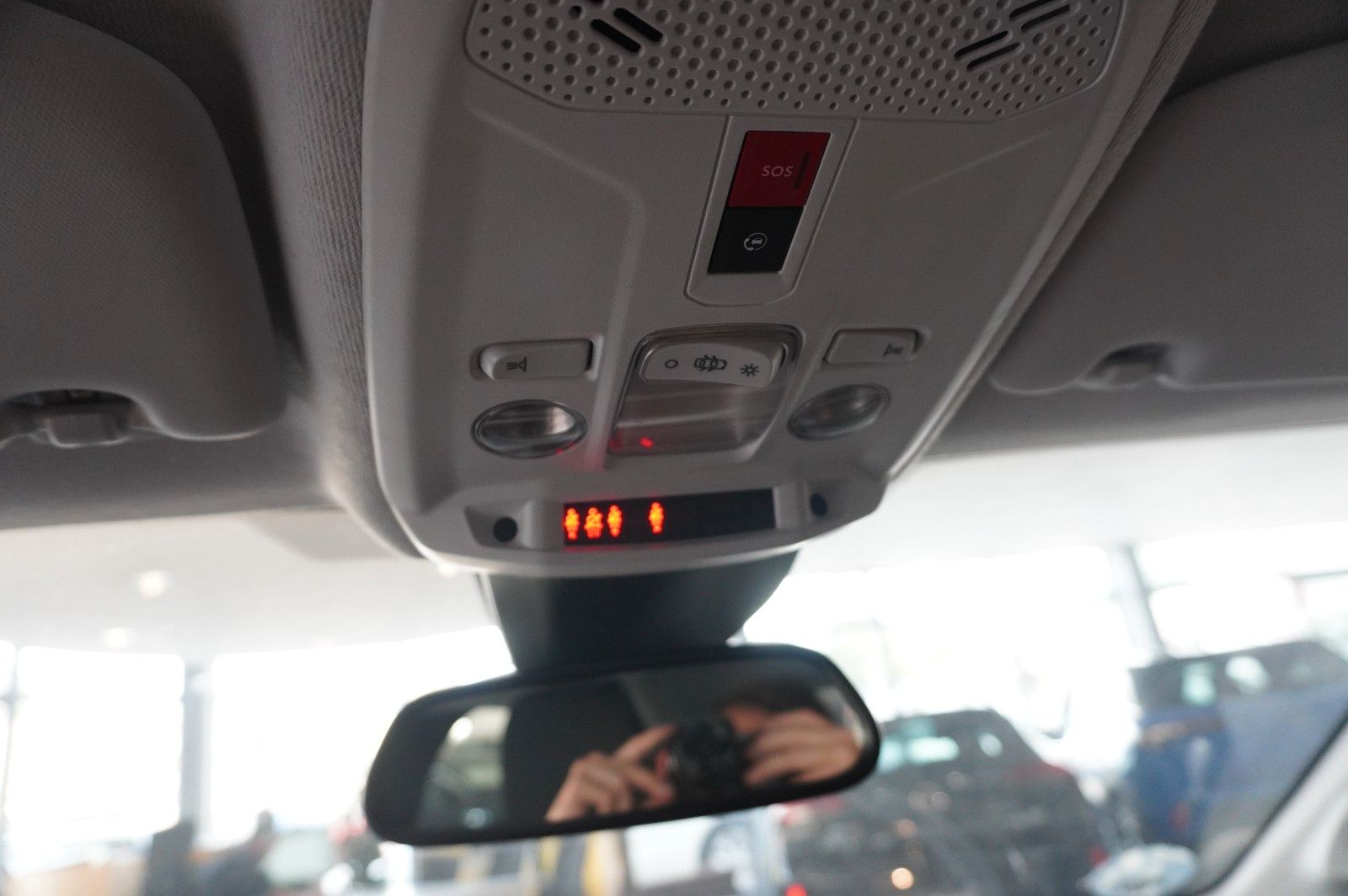 Fahrzeugabbildung Opel Corsa-e F EDITION 7KW NAVI/VIRT/TEMP/DAB/WÄRMEP.