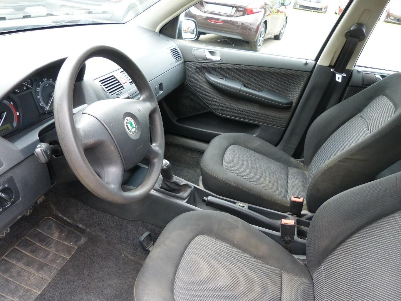 Skoda Fabia 2006 — photo 11