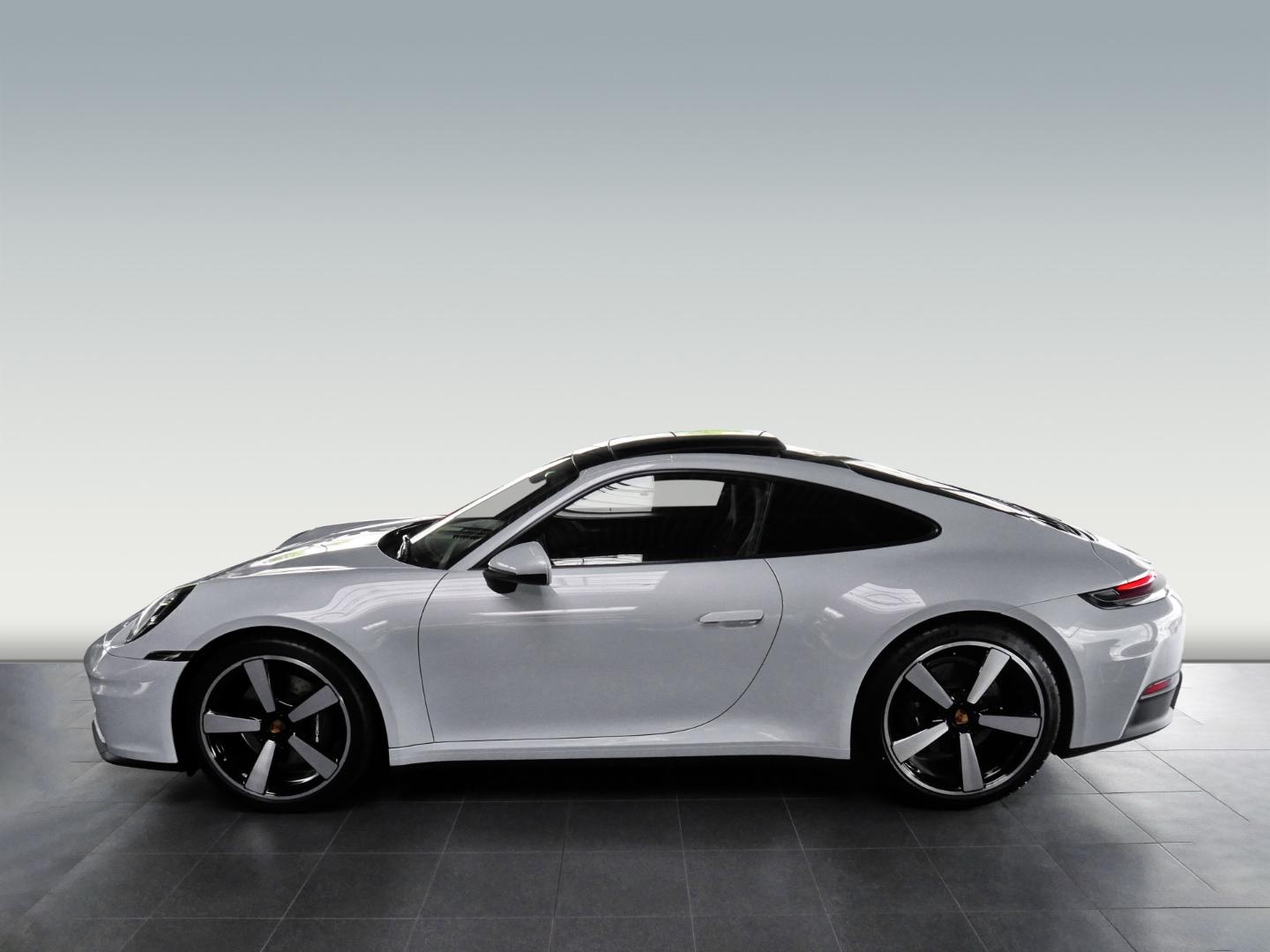 Porsche 911 992.2 Carrera Matrix/ACC/Bose/Sportabgas/Gla