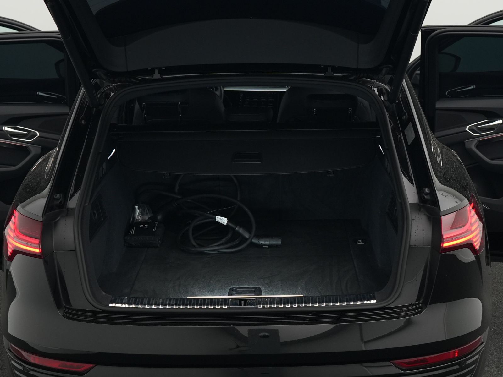 Audi Q8 e-tron - Bild 15