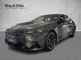 BMW M5 Limousine Sportpaket AHK-klappbar AHK El. Pan - BMW M5 Gebrauchtwagen in Hamburg