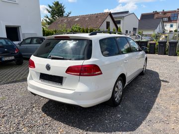 Volkswagen Passat Variant - 10