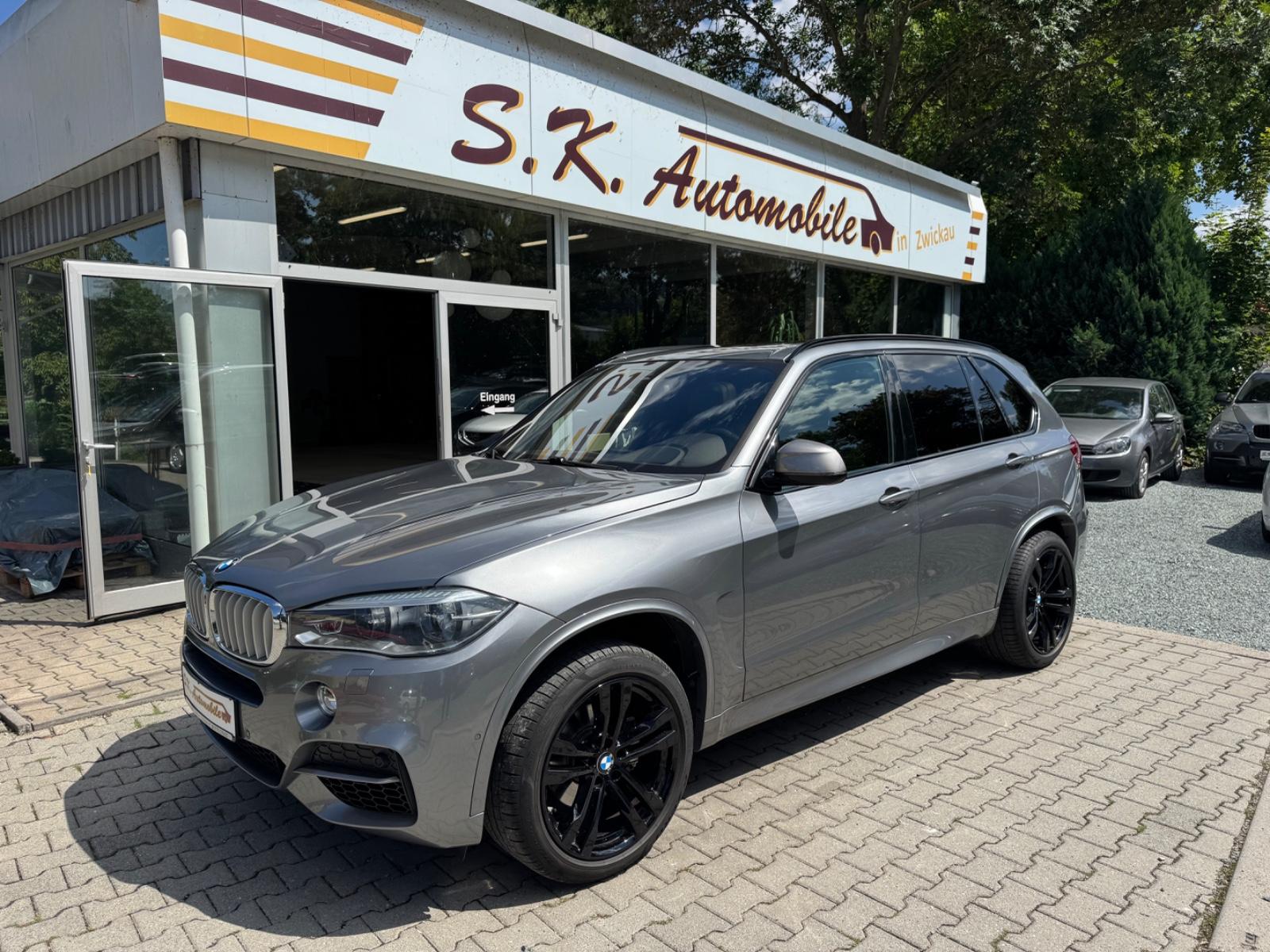 BMW X5 xDrive30d M Sport *PANO*HARMAN*STANDHZG*