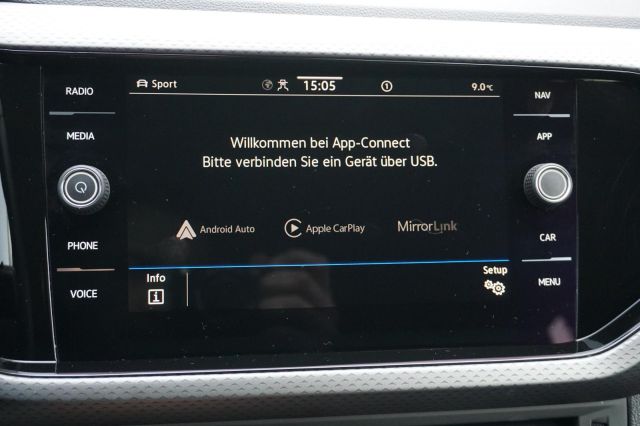 T-Cross 1.0 TSI Active NAVI LM KLIMA SHZ ZV MFL
