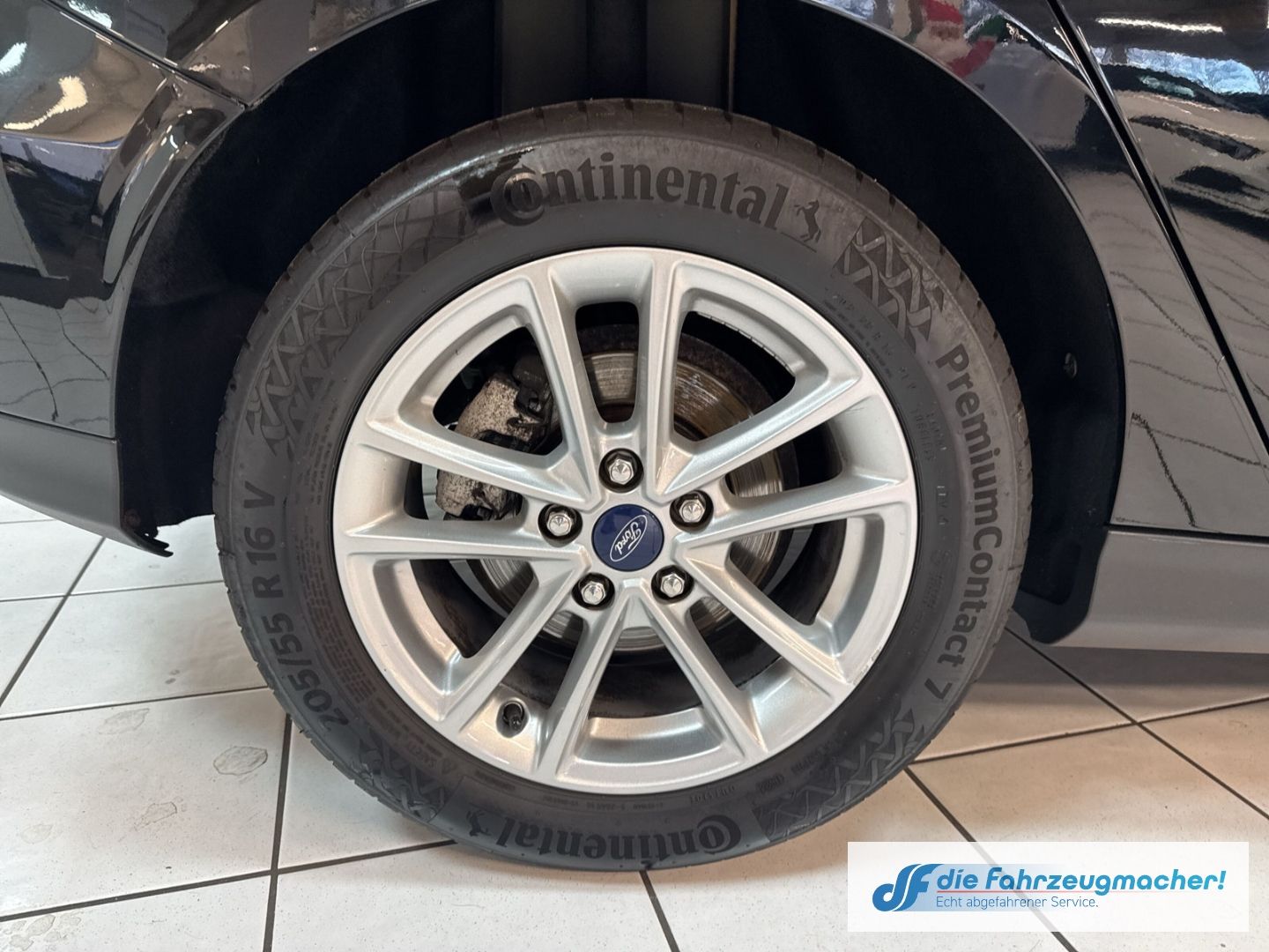 Fahrzeugabbildung Ford Focus Business CarPlay Zahnriemen neu Mehrzonenk