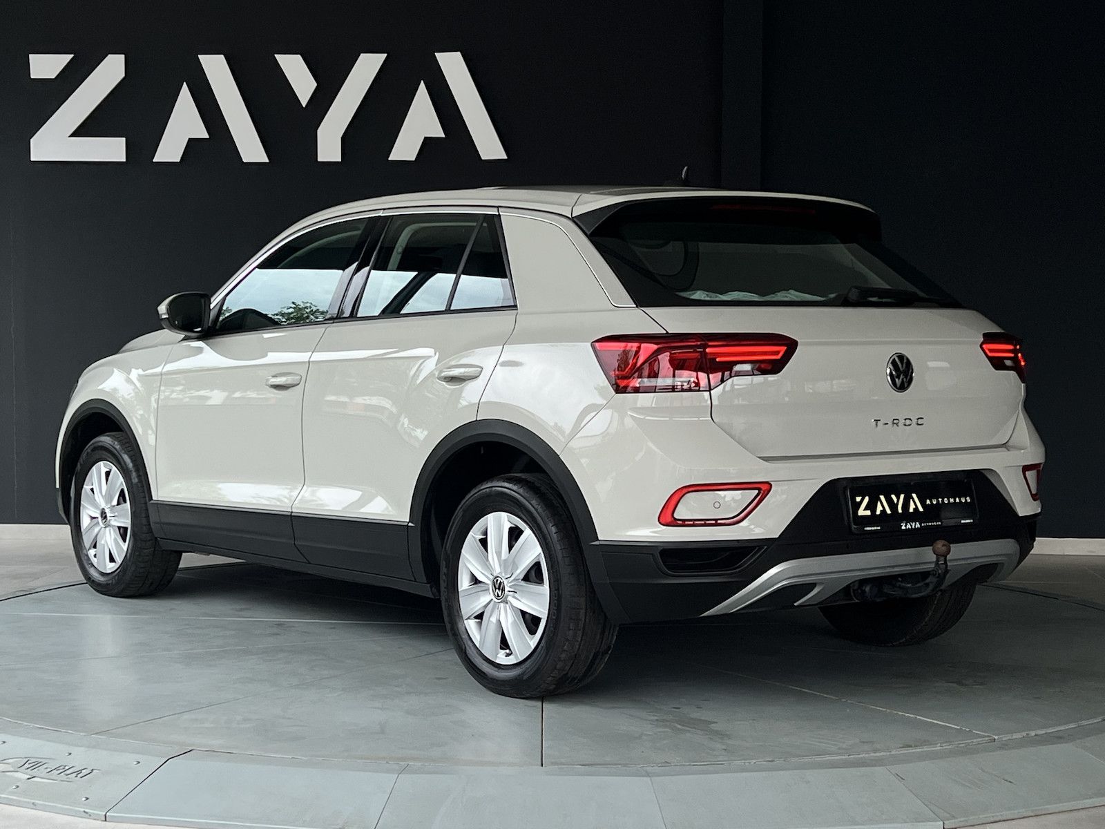 Volkswagen T-Roc 2.0 TDI*AHK*LED*PDC* foto 4