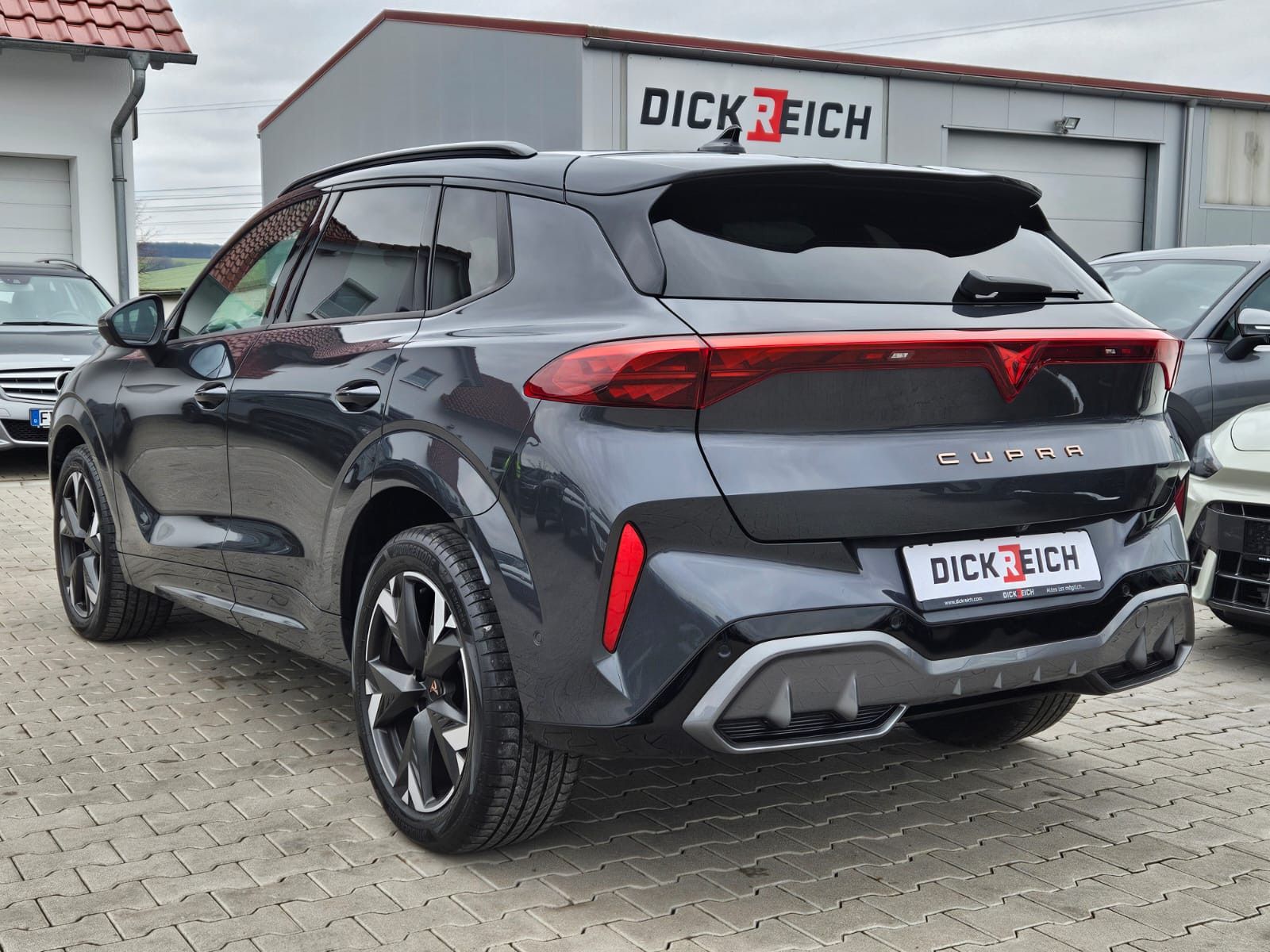 Représentation du véhicule CUPRA Terramar 1.5 eTSI Dinamica Pack Edge HUD 19