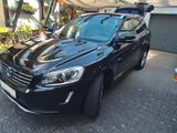 Volvo XC60 T5 Summum Geartronic Summum - Volvo XC60: Schwarz