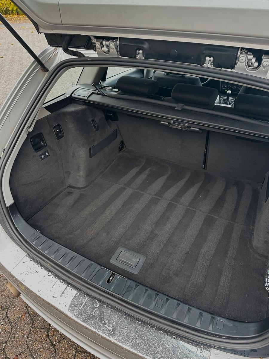 BMW 320 2005 — photo 11