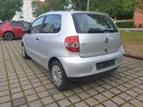 Volkswagen Fox 1.2 Servo-Wenig KM Sehr gepflegt  - Volkswagen Fox in Bremen