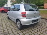 Volkswagen Fox 1.2 Servo-Wenig KM Sehr gepflegt  - Volkswagen Fox in Bremen