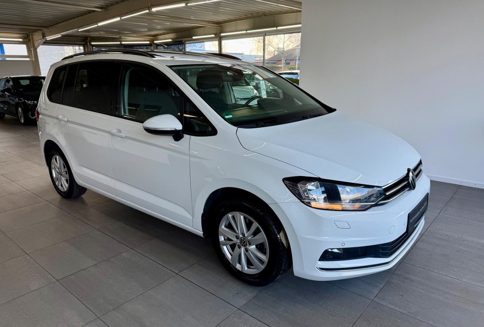 Volkswagen Touran*Comfl*Navi*Pano*Sitzh*Kamera*Massage*