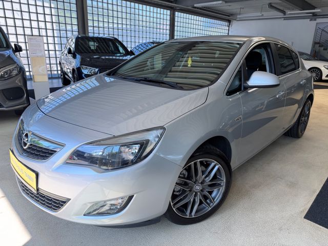 Opel Astra J Lim. 5-trg. Sport