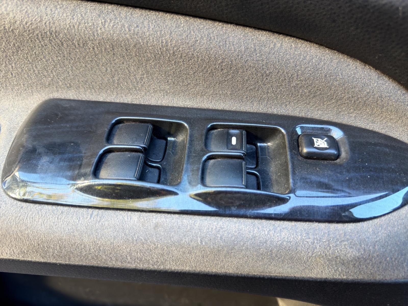 Mitsubishi Lancer 2005 — photo 16