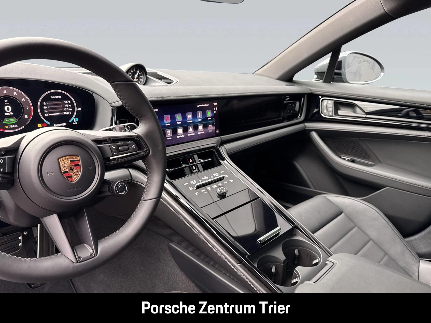 Porsche Panamera 4S E-Hybrid HA-Lenkung InnoDrive HeadUp