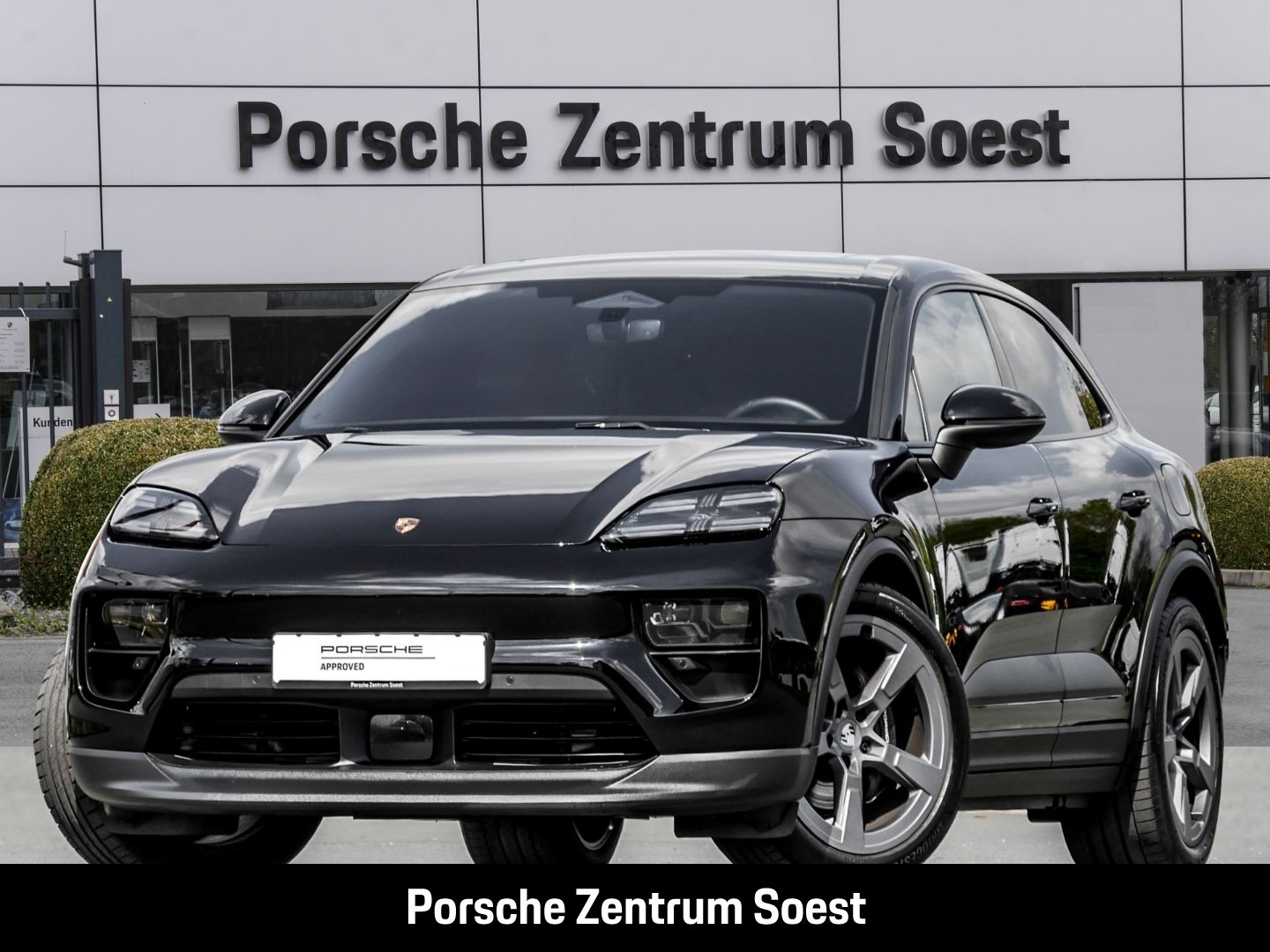 Porsche Macan Electric/21-Zoll/PASM/Panoramadach/BOSE