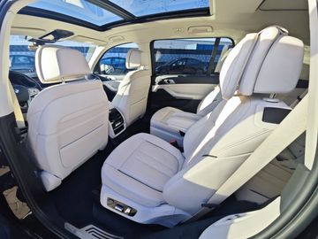 BMW X7 - 4