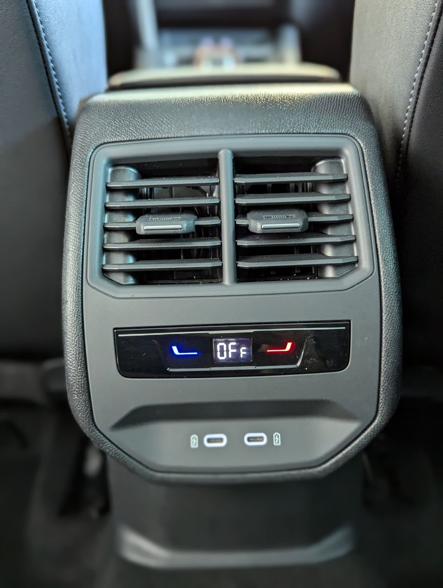 CUPRA Leon 2.0 TSI 4D VZ Matrix Pano Sennheiser AHK 19 - Image 23