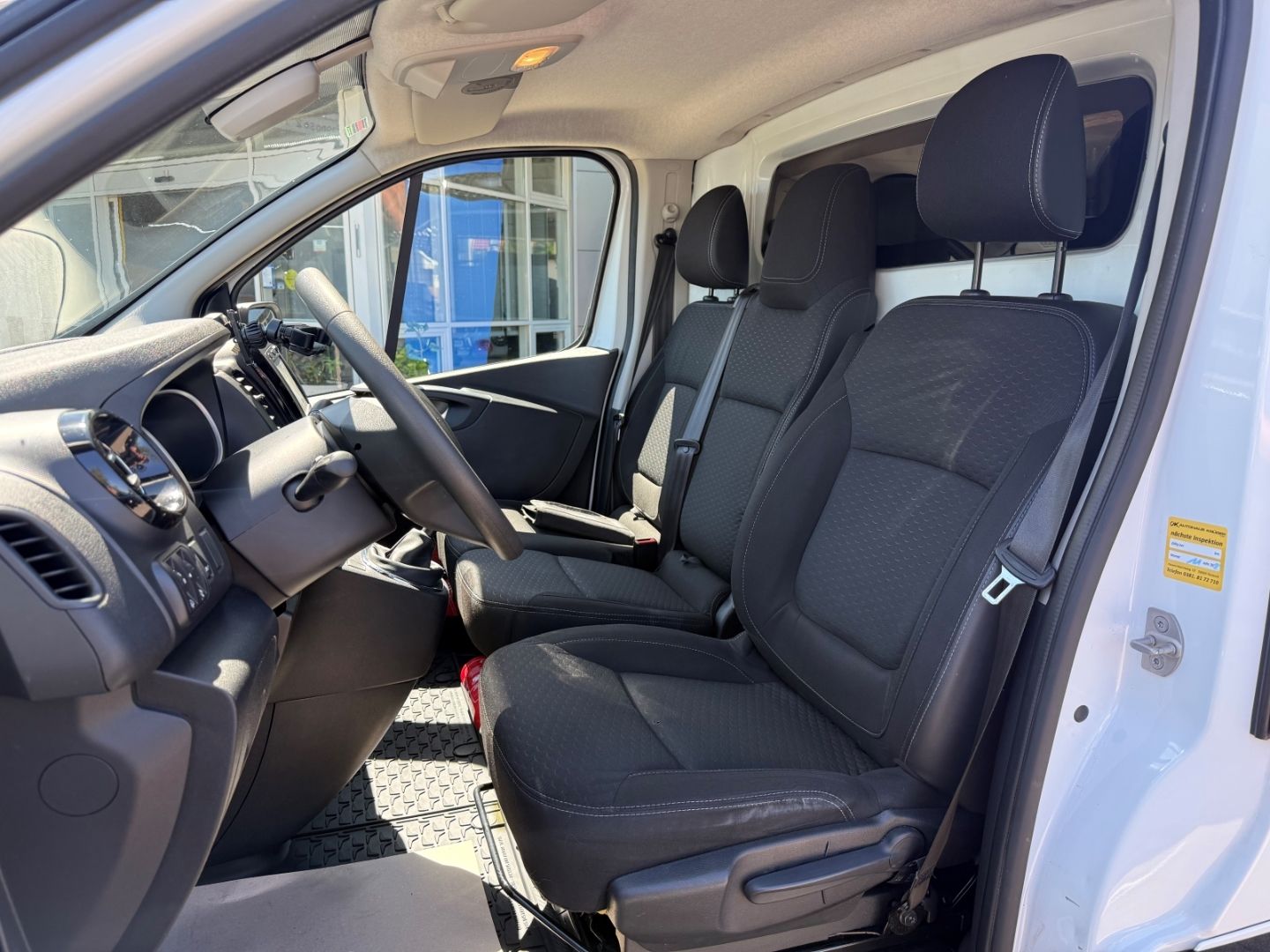 Fahrzeugabbildung Opel Vivaro B Kasten L2H1 Regalsystem+Kamera+AHK