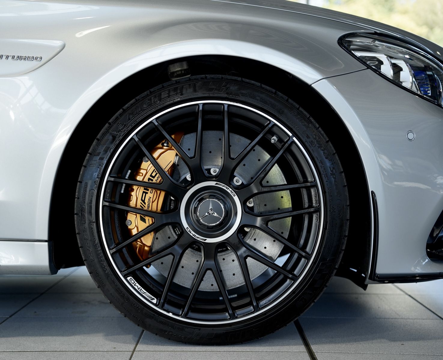 Mercedes Benz C 63 Amg