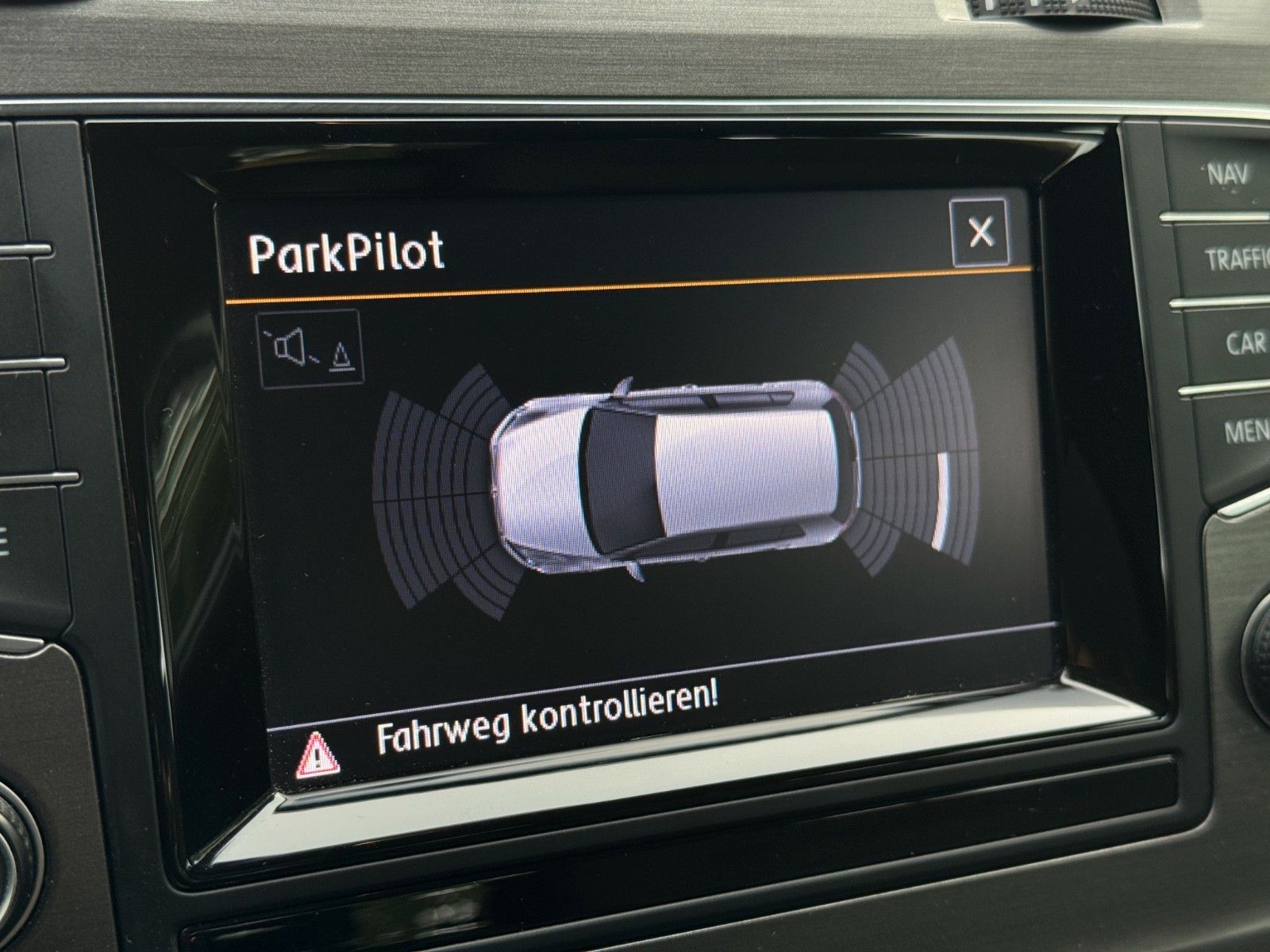 Fahrzeugabbildung Volkswagen Golf VII Lim. Sitzheizung / Bluetooth / Navi